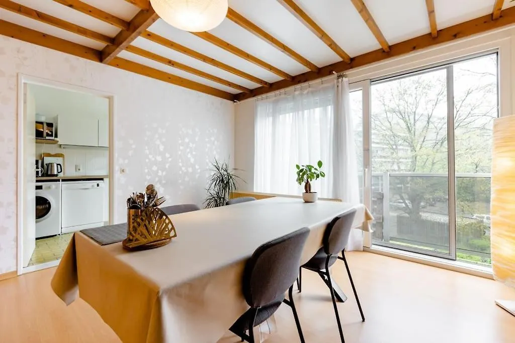 Digital Nomad Station: Work-Ready Room Near Transit Antwerp 0*,  Belgium